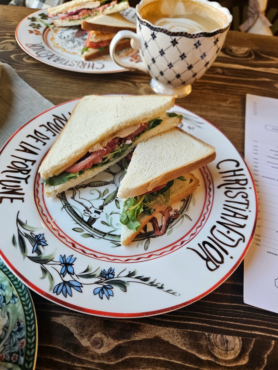 Gussi coffee ул максима горького 14 фото Фото: Gussi Coffee, кофейня, ул. Максима Горького, 14, Энгельс - Яндекс Карты