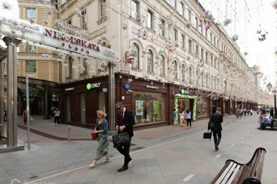 Gussi никольская ул 12 москва фото Снять Торговое Помещение на Рубцовском мосте (Москва) - предложения об аренде то