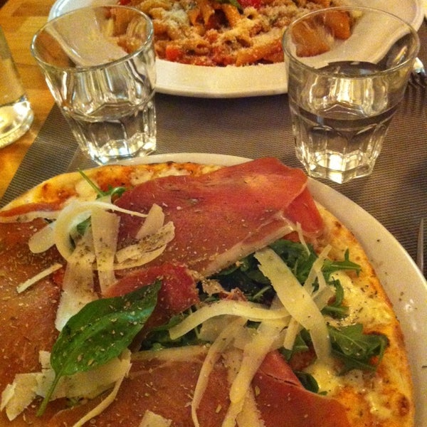 Gusto italia ул пушкина 31 фото Photos at Gusto Italia - Italian Restaurant in Paris