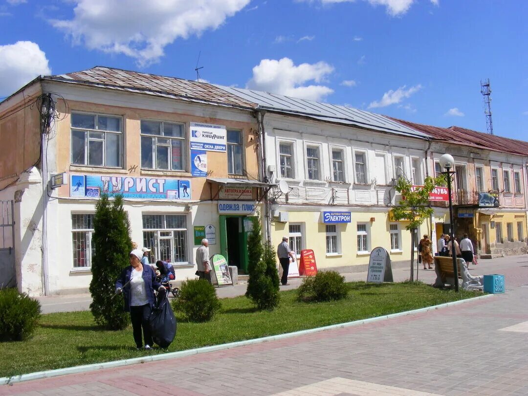 Gusto ул мира 12 лебедянь фото Дом, в котором в 1843 г. останавливался писатель И.С.Тургенев, посетивший Лебедя