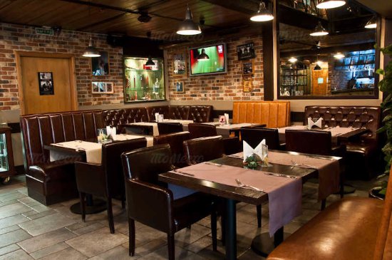 Gusto ул мира 61а фото Второй этаж очень уютный, имеются укромные места для встреч и романтиков. - Pict