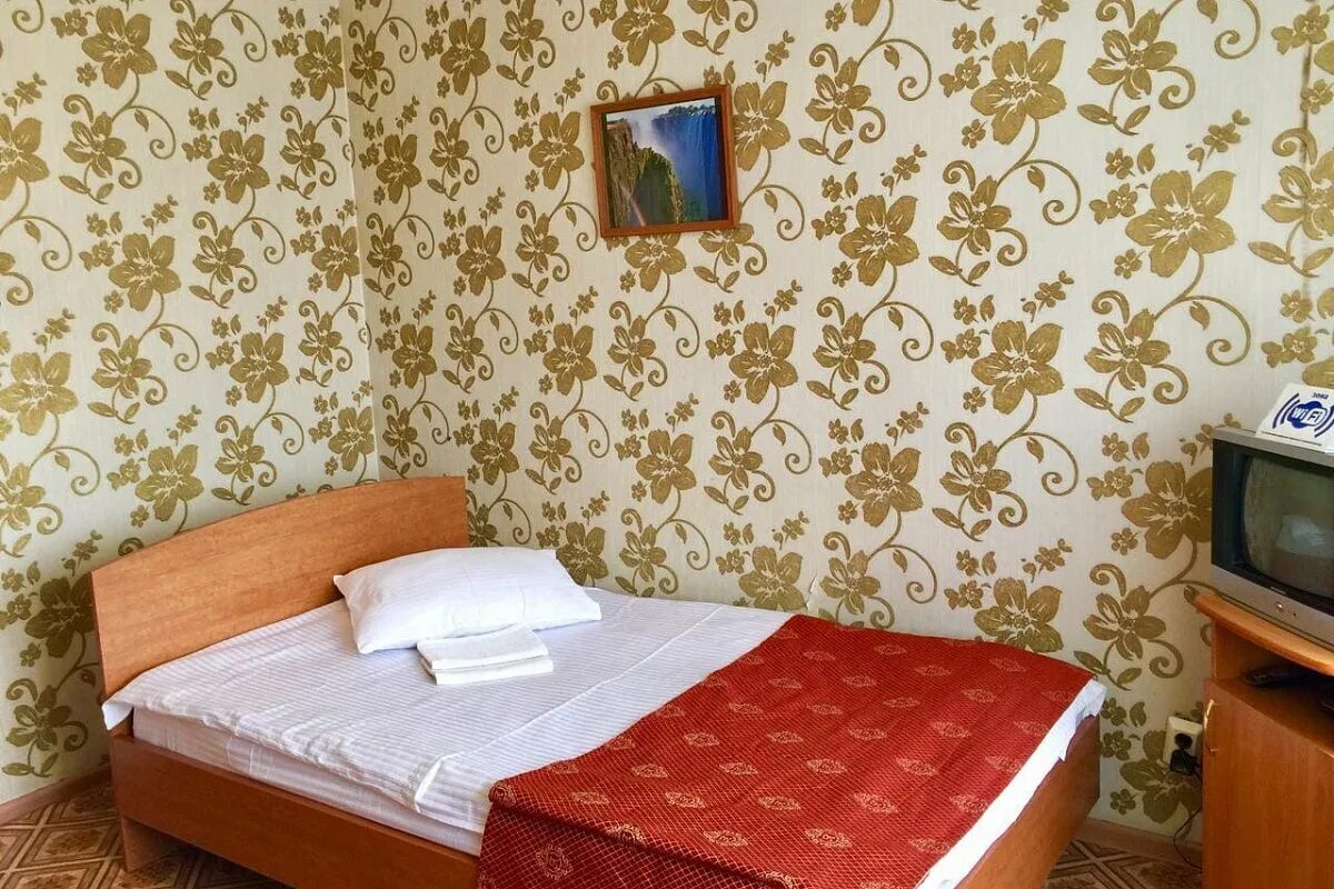 Guzel palace ул космонавтов 55 курган фото Двухместный номер Эконом - цены от 1600 руб. в Кургане - 3 места на Zoon.ru