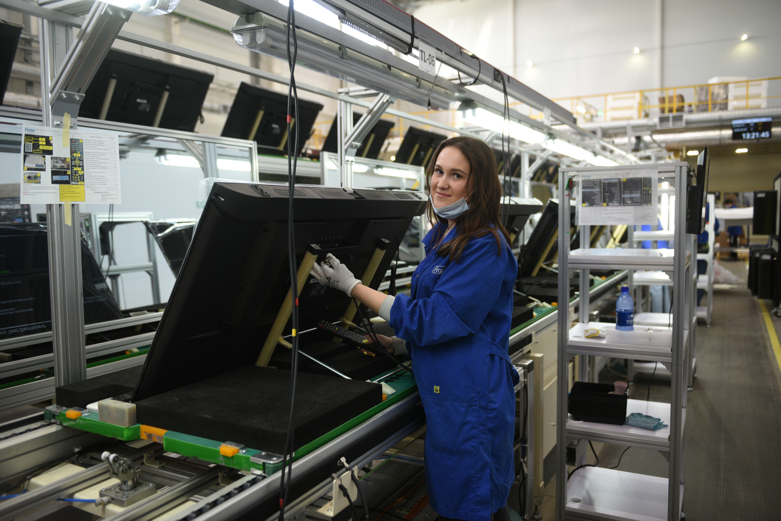 Haier промышленная ул 130а набережные челны фото Рустам Минниханов оценил производственные мощности предприятий в Челнах / Набере