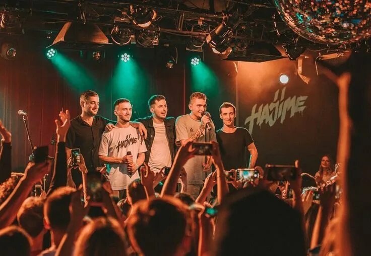 Hajime юбилейная ул 1 ясный фото Pin on Hajime First love, Fae, Concert