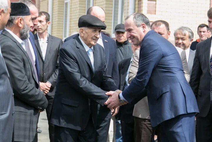 Hamburg ул ленина 118и село учкекен фото В Карачаево-Черкесии в День знаний в селе Учкекен открылась новая современная шк