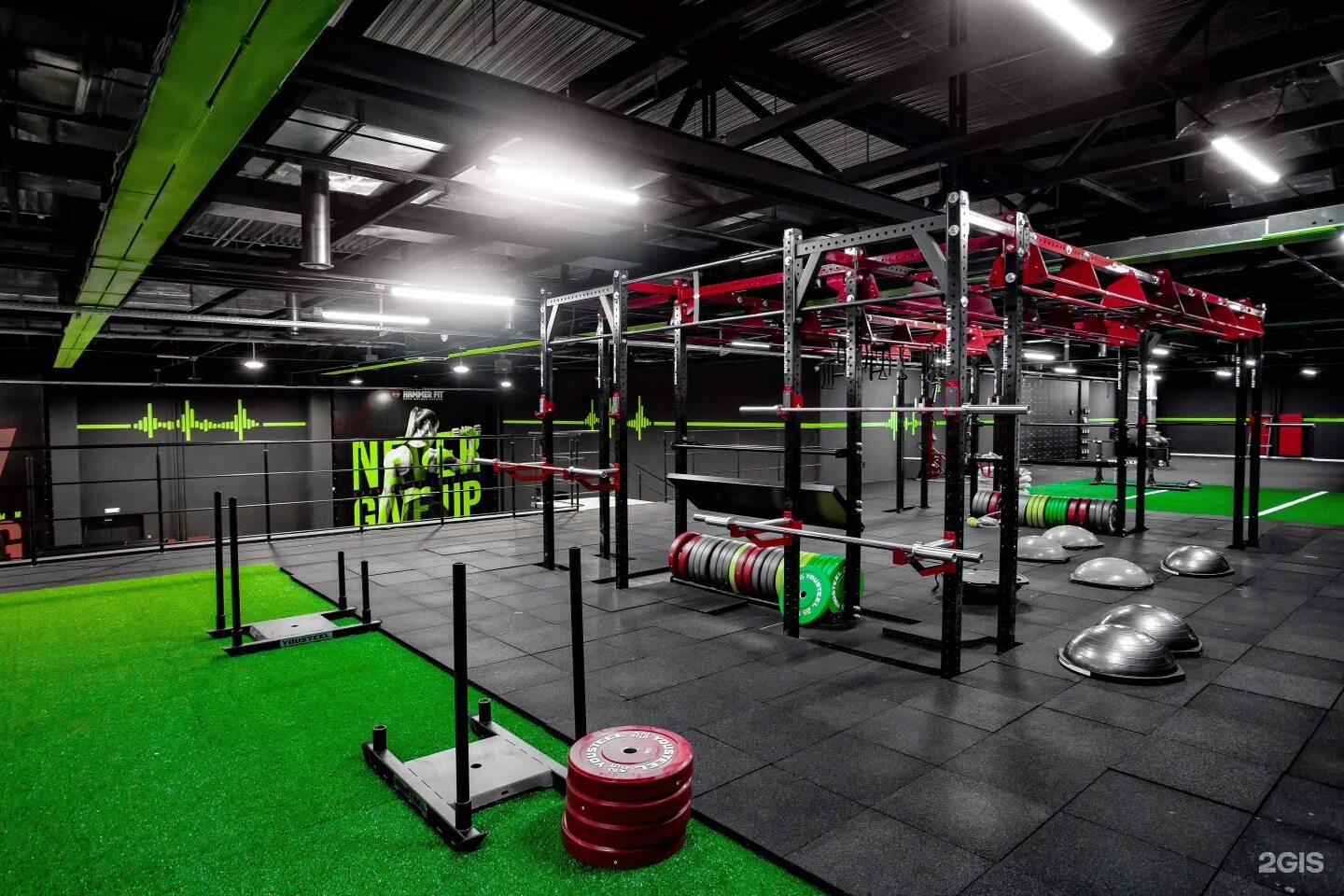 Hammer fit ул кирова 44 1 фото Hammer Fit, фитнес-клуб, Калина-Центр, улица Дуси Ковальчук, 179/4, Новосибирск 