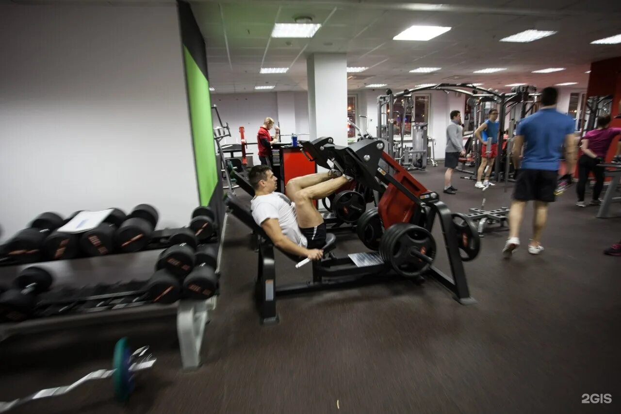Hammer fit ул кирова 44 1 фото Hammer Gym Новосибирск: Тренировки и Атмосфера в Фото Спорт и спортсмены orion-t