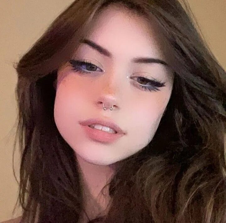 Hannah owo без макияжа фото Pin by Lilac_xxt on girl aesthetic Cute makeup looks, E girl makeup, Girls makeu