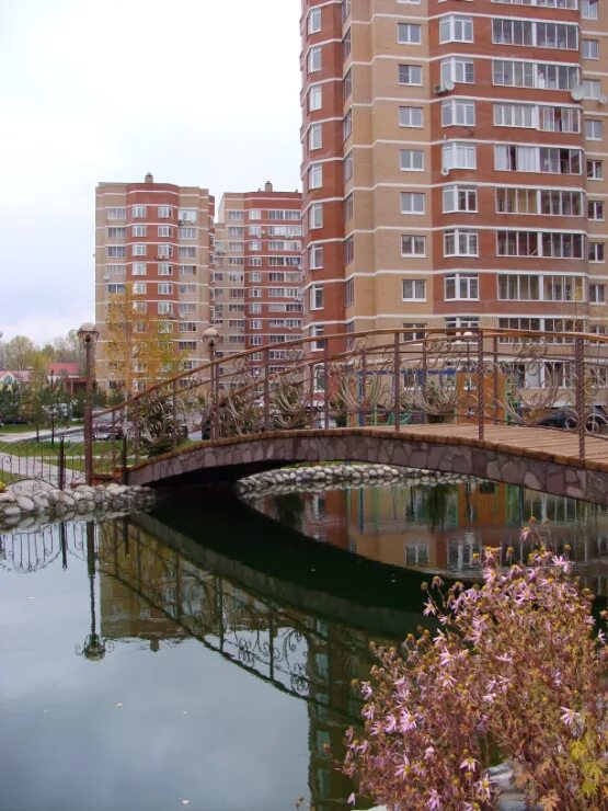 Happy 1 микрорайон родники фото Gallery.ru / Фото #1 - п.Знамя октября, мкр.Родники - svist625