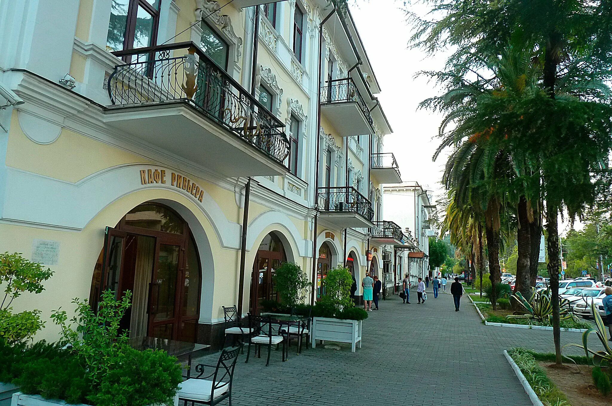 Happy end сухум проспект леона фото Фото Сухуми. Проспект Леона. на фотохостинге Fotoload