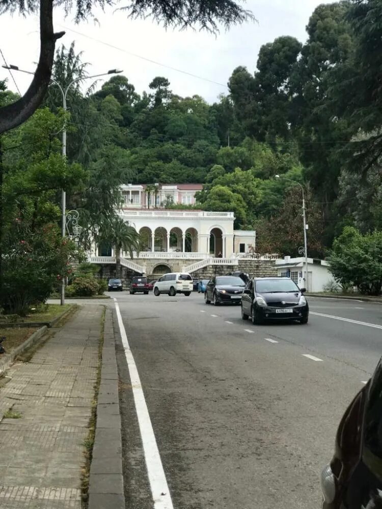 Happy end сухум проспект леона фото 1-Комнатная квартира пр-кт Леона, 41 - Сухум, Пр-кт Леона, 41, 1 этаж : цены 202