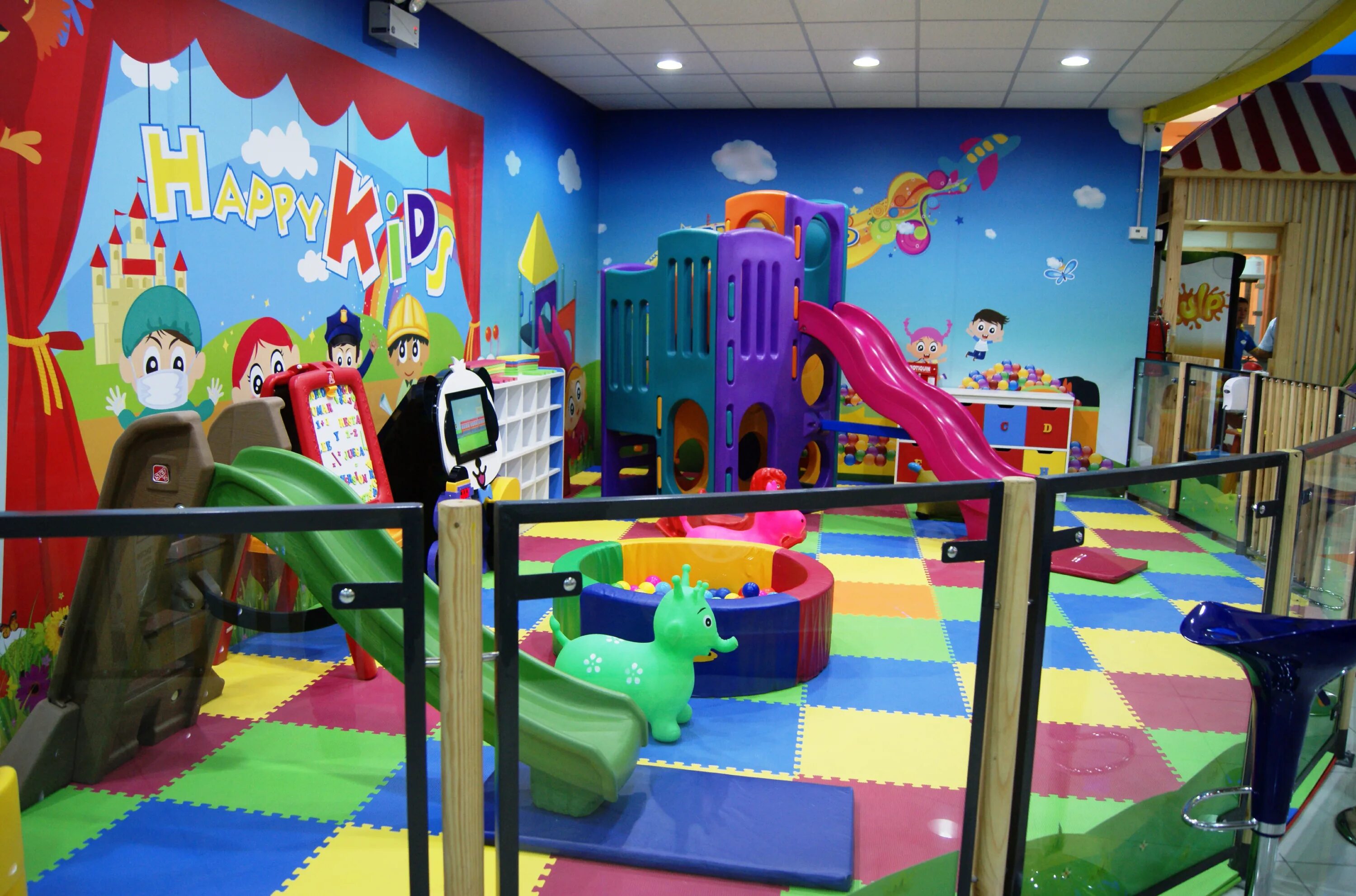 Happy kids ул шоссе нефтяников 42 фото Перейти на страницу с картинкой