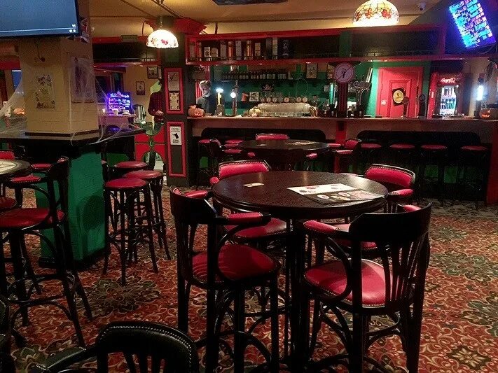 Harat s наб космонавтов 5а фото Harat`s Pub - Хэретс паб на Покровке // GoTonight.ru