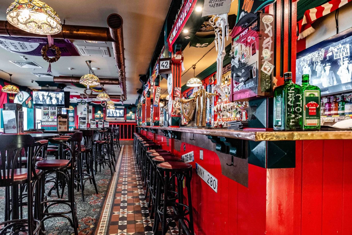 Harat s pub комсомольская ул 4 фото Паб "Harat’s Irish Pub" / "Харатс паб", Москва: бронирование, цены, меню, адрес,