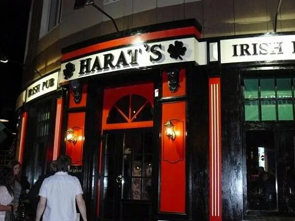 Harat s pub комсомольская ул 4 фото Рестораны с парковкой в Северном - Красноярск - Zoon.ru