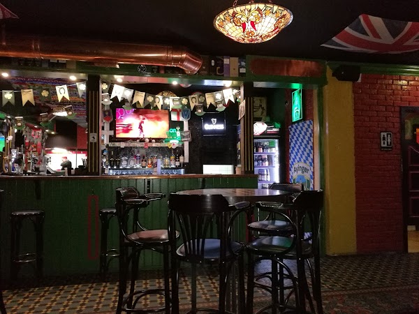 Harat s pub ул николаева 13а фото Harat's Pub, ул. Николаева, 13А, Smolensk, Smolenskая обл., रशिया, 214004