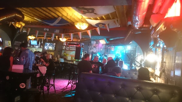 Harat s советская ул 18 новосибирск фото Harat’s Pub, +7 383 292-36-65, ул. Советская, 18, Novosibirsk, Novosibirskая обл