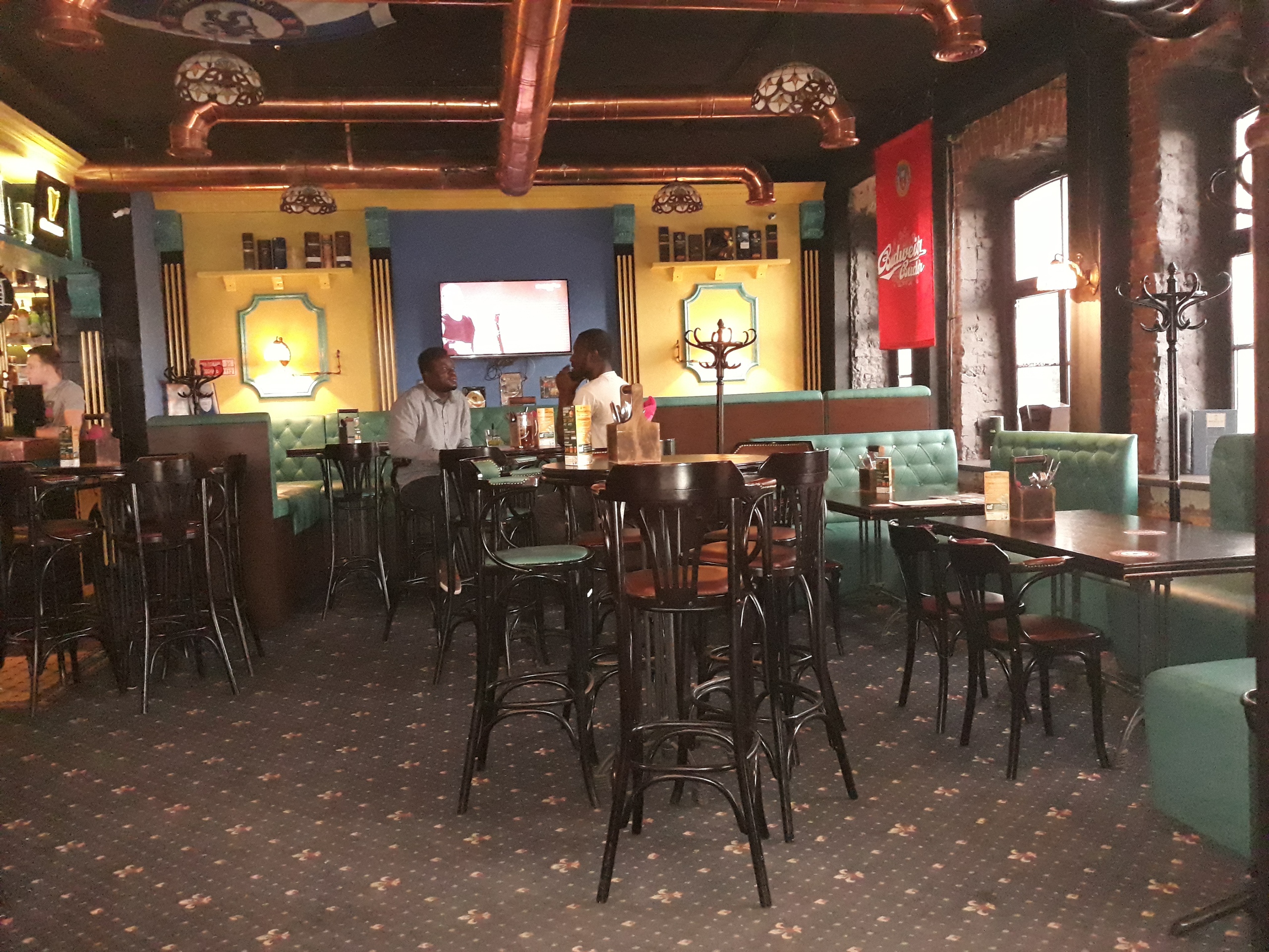 Harats pub комсомольская ул 4 фото Harat’s Pub, бар, паб, Комсомольская ул., 4, Волгоград - Яндекс Карты