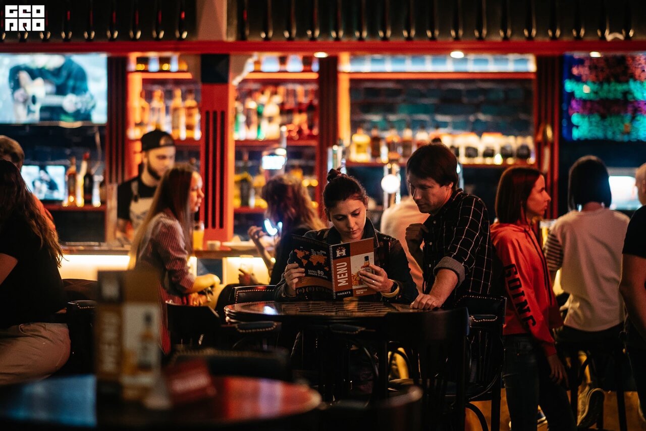 Harats ул желябова 1 тверь фото Foto: Harats, restoran, Tver, Zhelyabova Street, 1 - Yandex Maps