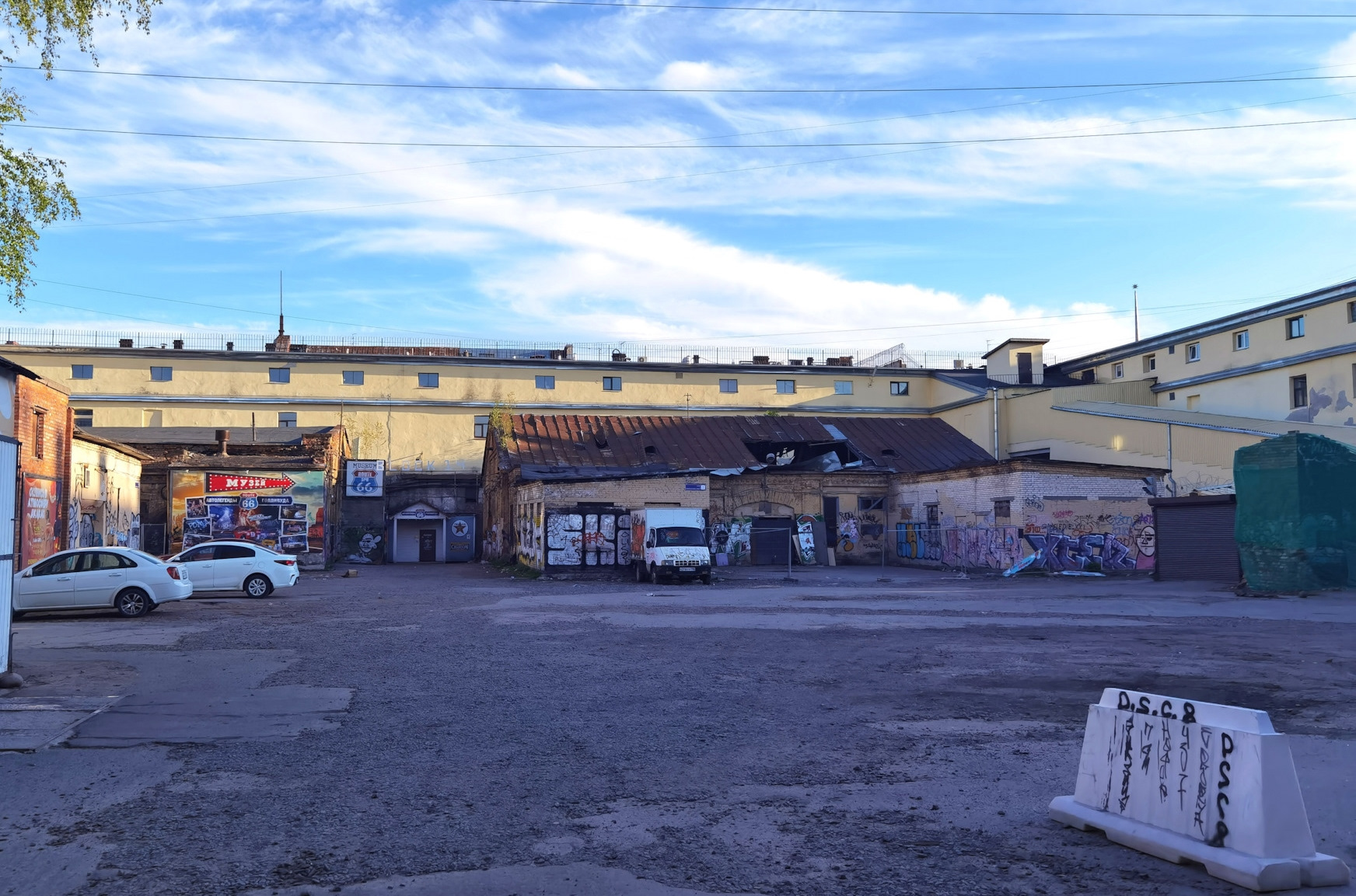 Hard rock конюшенная площадь 2в фото Почему автокультура - не для масс! Часть 1 (на примере "музея" Route 66) - DRIVE