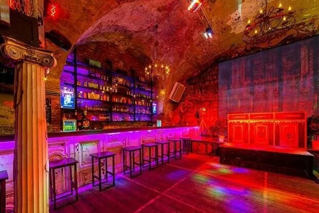 Hard rock конюшенная площадь 2в фото Панорама: History Club, ночной клуб, Конюшенная площадь, 2В, Санкт-Петербург - Я