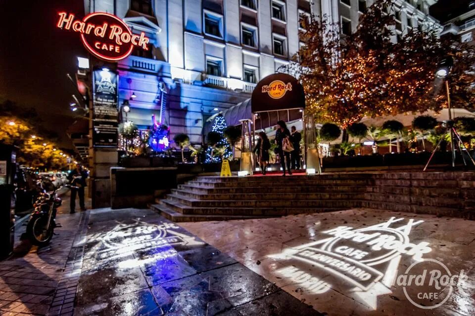 Hard rock ул пушкина 3 фото Hard Rock Café Restaurants in Barrio de Salamanca, Madrid