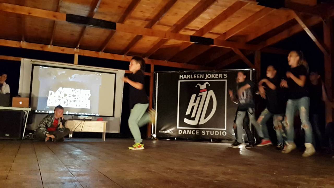 Harleen joker s ул молокова 14 фото Батлы на Белё. Полуфинал Blast и Royalty. Harleen Joker's dance studio. - YouTub
