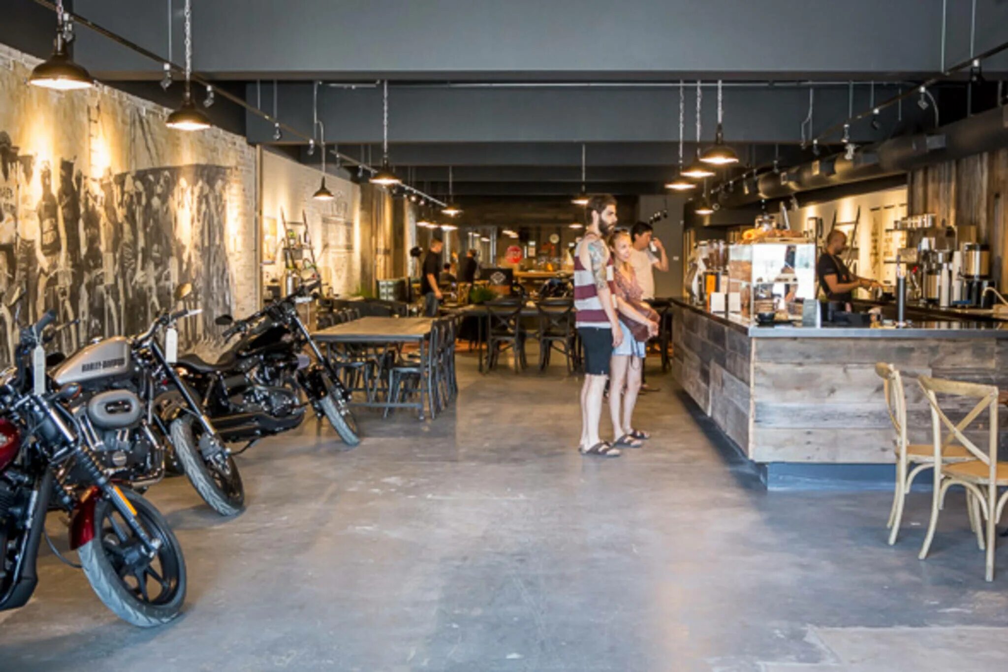 Harley davidson комсомольская ул 88 фото Toronto gets a Harley-Davidson-themed cafe