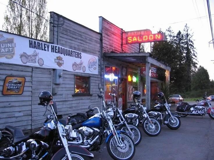 Harley davidson комсомольская ул 88 фото Pin on Prop design: What Happens Behind The Bar Biker bar, Motorcycle bar, Saloo