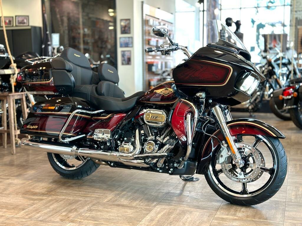 Harley davidson lahta приморский просп 80 фото Купить новый Harley-Davidson CVO Road Glide Limited инжектор 6 передач в Новосиб