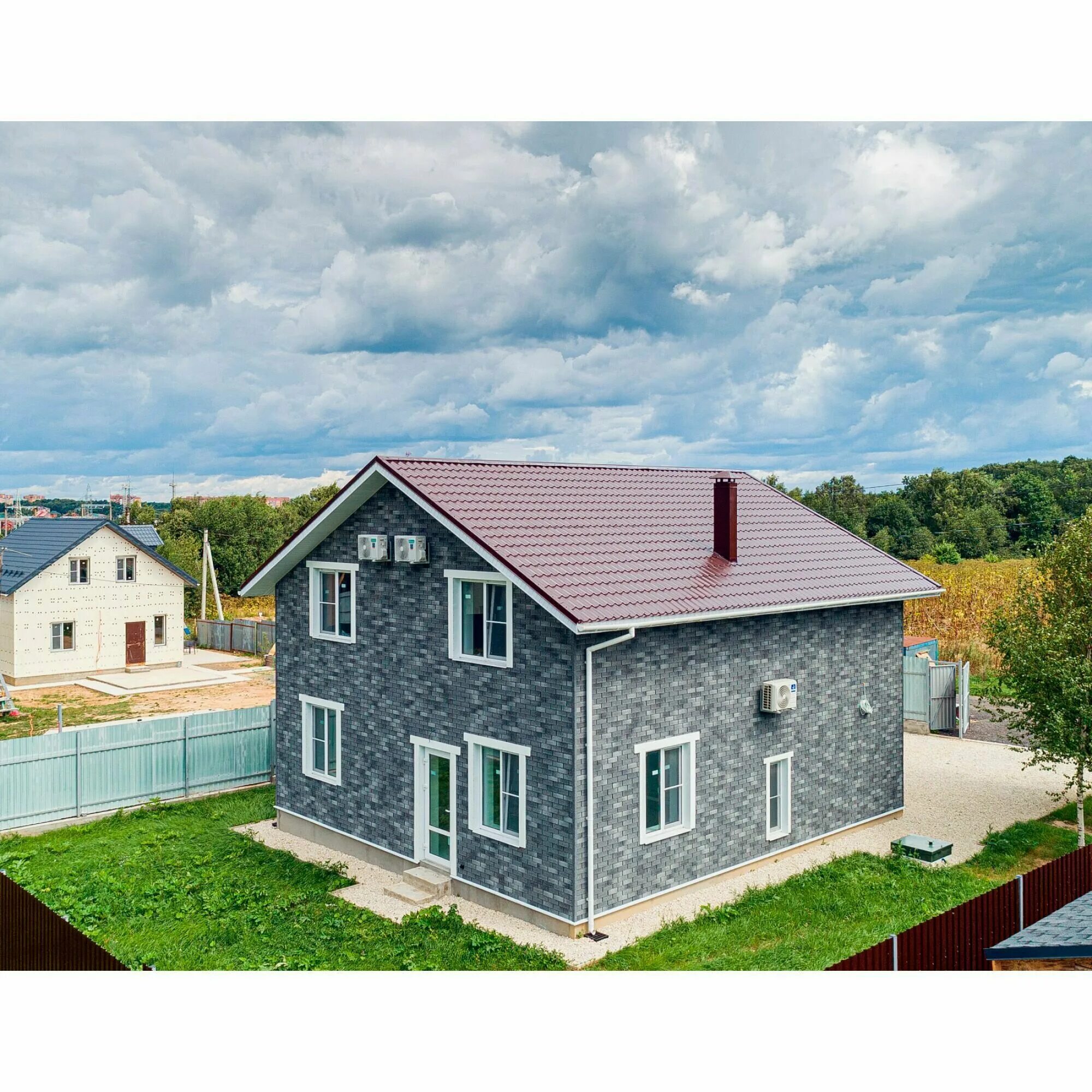 Hauberk готический кирпич фото Фасадная плитка технониколь HAUBERK Готический кирпич 2.5 кв. м. 20 шт. - купить