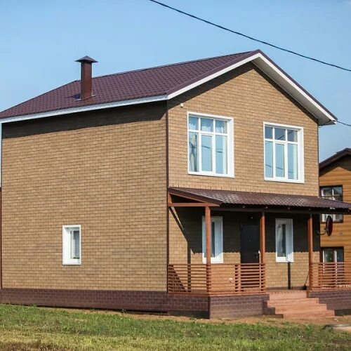 Hauberk песчаный кирпич фото домов Фасадная плитка Hauberk Песчаный кирпич 1000х250х3мм 2м2/уп