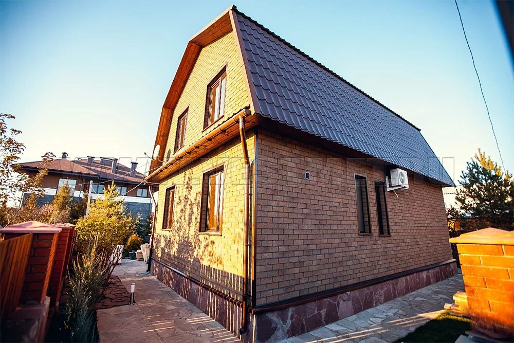 Hauberk песчаный кирпич фото домов Фото работ - фасадная плитка ТЕХНОНИКОЛЬ HAUBERK (ХАУБЕРК)