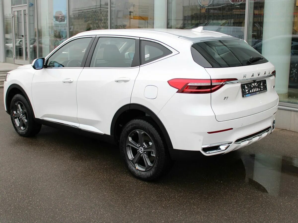 Haval белый фото Купить новый Haval F7 I 2.0 AMT (190 л.с.) 4WD бензин робот в Москве: белый Хавэ