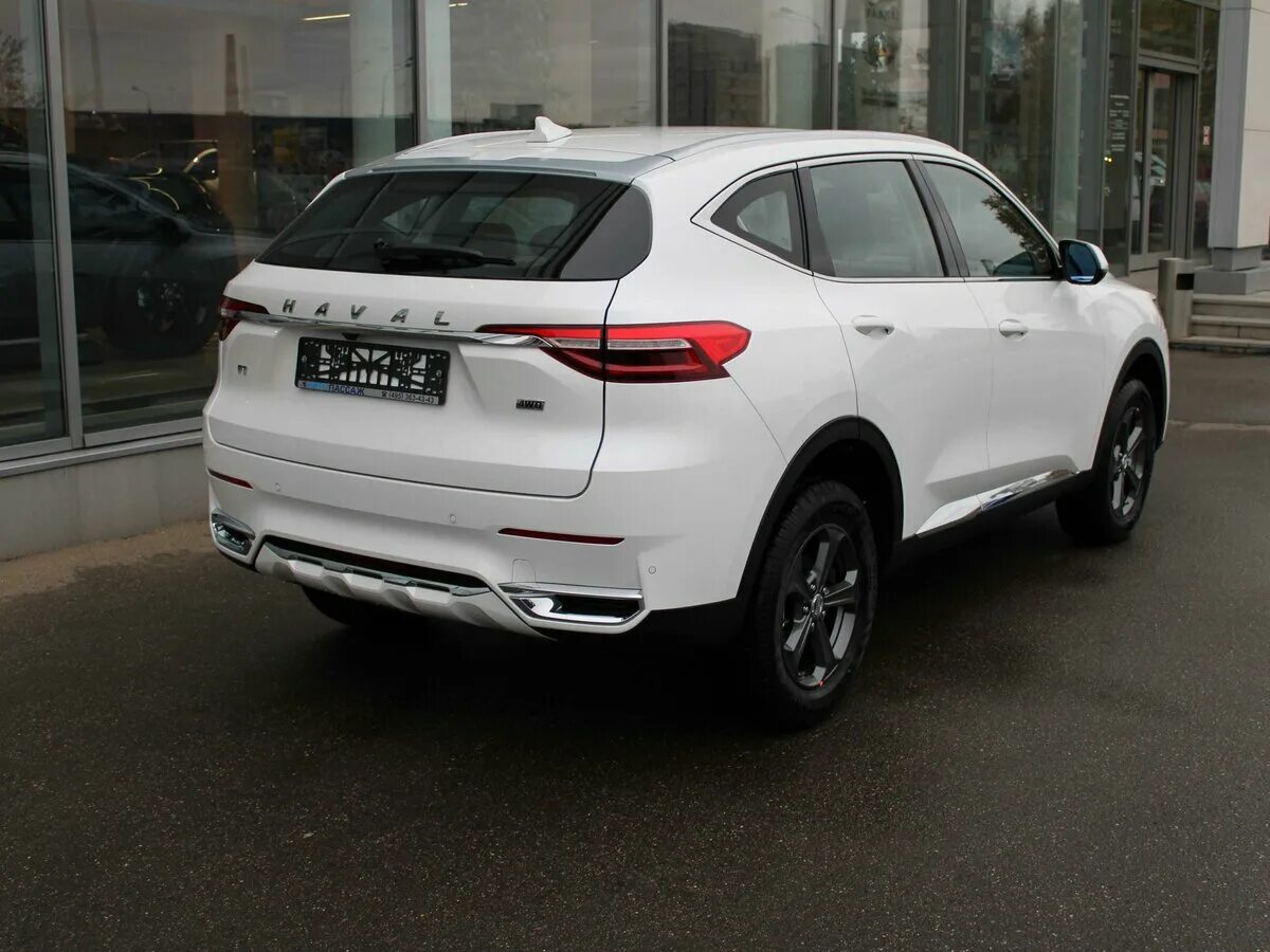 Haval белый фото Купить новый Haval F7 I 1.5 AMT (150 л.с.) бензин робот в Москве: белый Хавэйл Ф