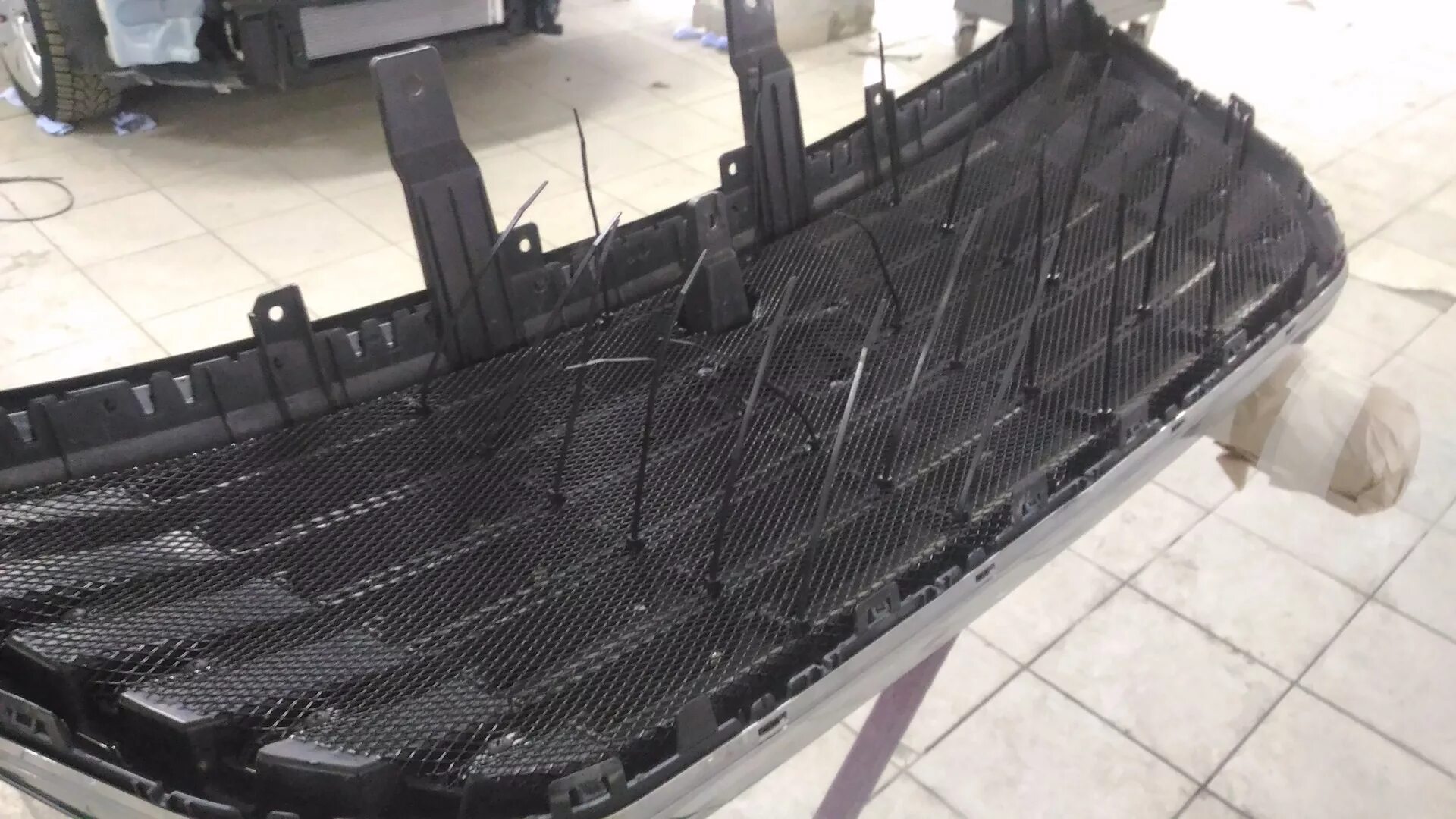 Haval dargo решетка радиатора тюнинг Сетка в решетку радиатора - Haval H9 (1G), 2 л, 2017 года аксессуары DRIVE2