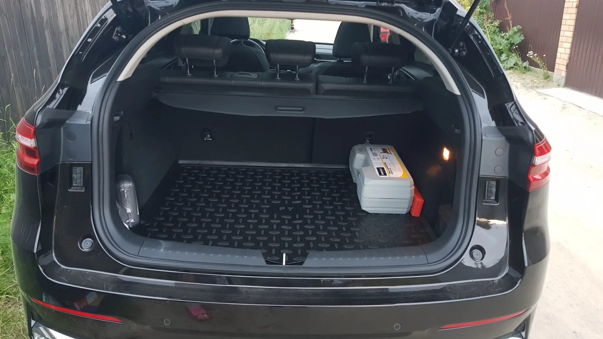 Haval f7 багажник фото Коврик в багажник - Haval F7, 2 л, 2020 года аксессуары DRIVE2