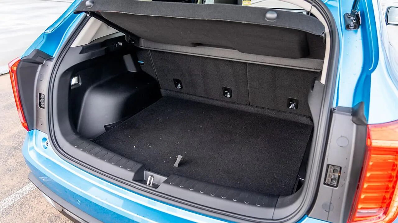 Haval f7 багажник фото Аренда автомобиля Haval Jolion без водителя в Санкт-Петербурге