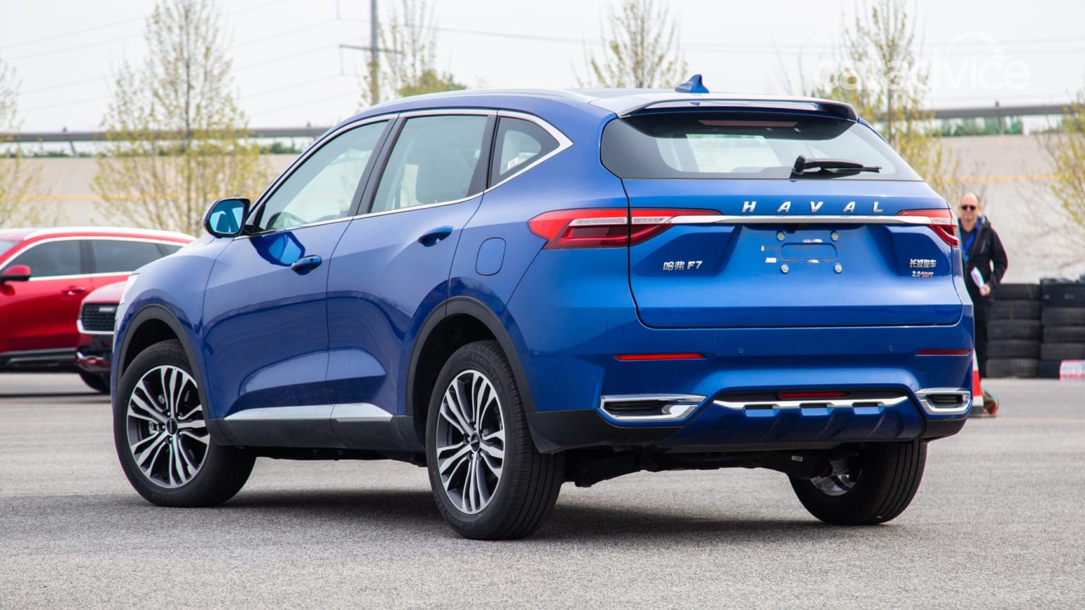 Haval f7x фото цена комплектации Оригинальные литые диски Haval F7 (R19) - 3113102-XKQOOA с гарантией в Москве. Б