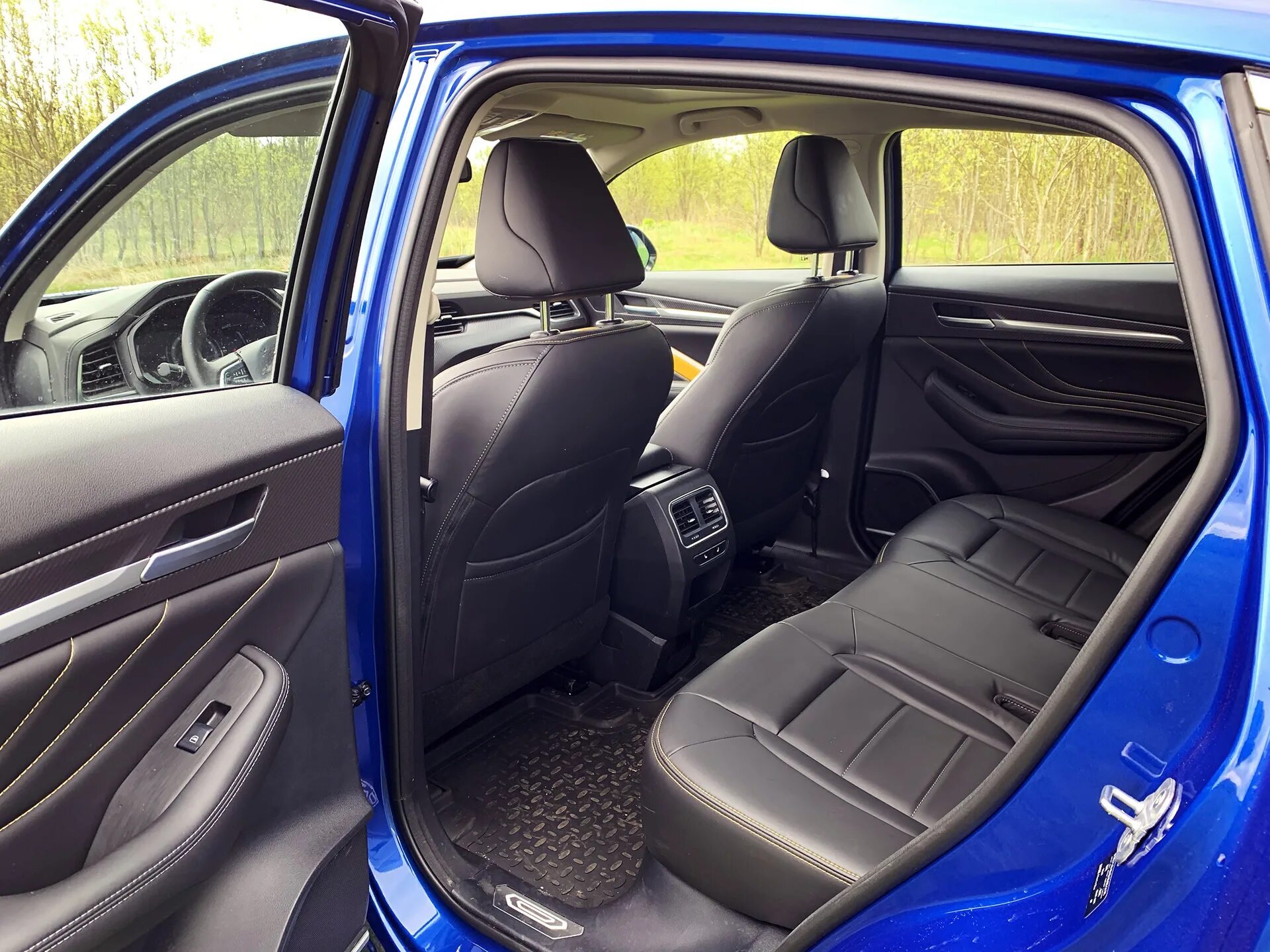 Haval f7x тюнинг салона 1500 км на "Иксе". Как ведет себя Haval F7x после обкатки - DRIVE2