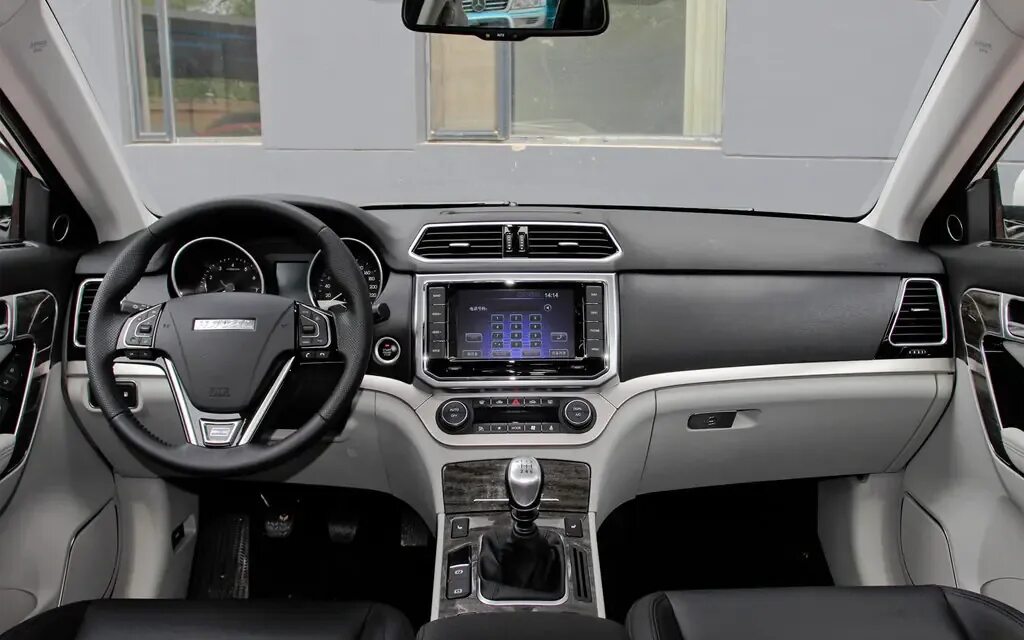 Haval фото внутри Haval H6 Coupe 2015, 2016, 2017, 2018, 2019, джип/suv 5 дв., 1 поколение техниче