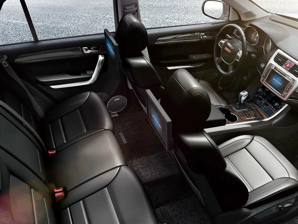 Haval фото внутри Купить б/у Haval H8 2014-2017 2.0 AT (218 л.с.) 4WD бензин автомат в Санкт-Петер