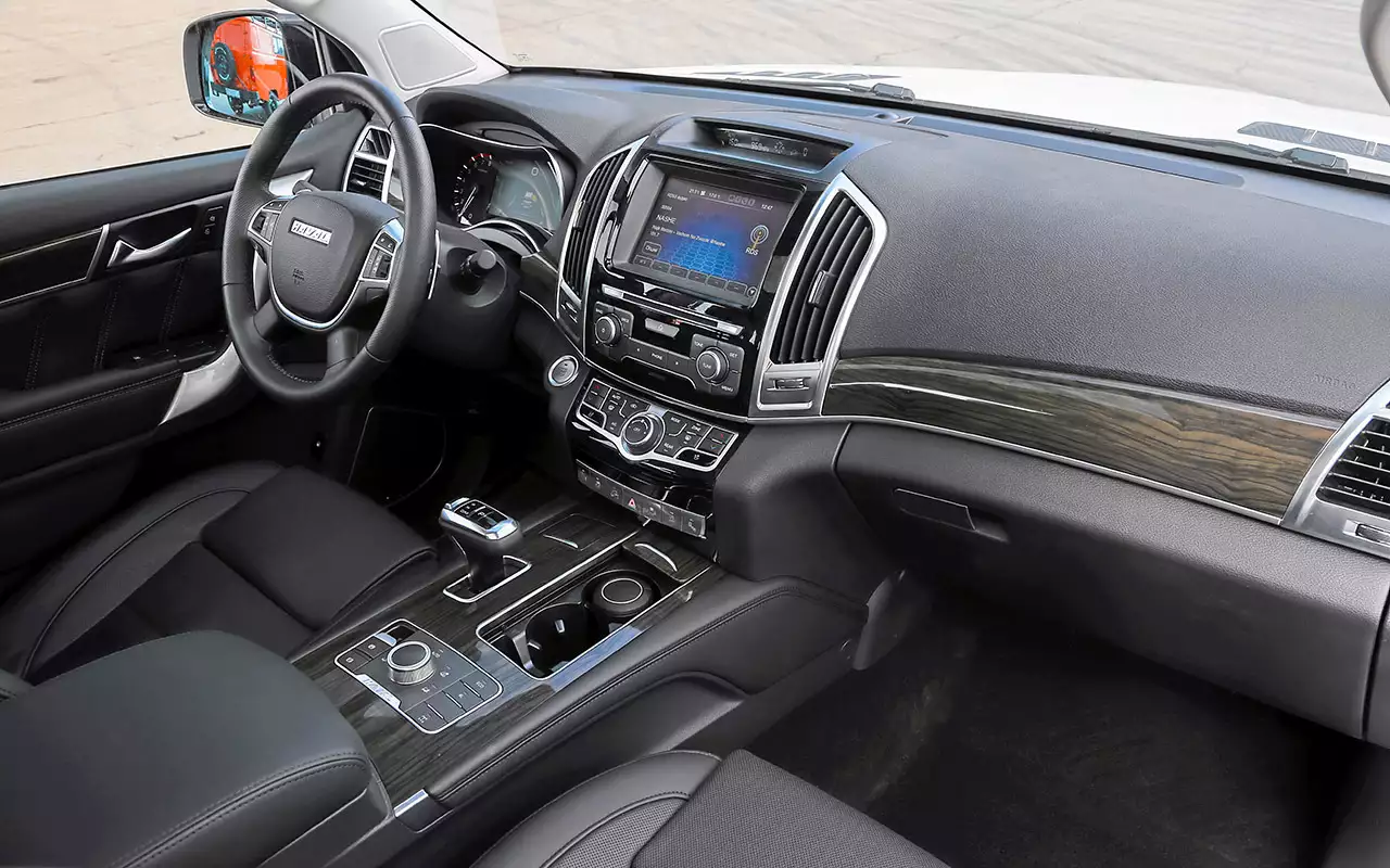 Haval h9 фото салона Сравнение рамных внедорожников Haval H9 и Mitsubishi Pajero Sport: Яндекс.Новост