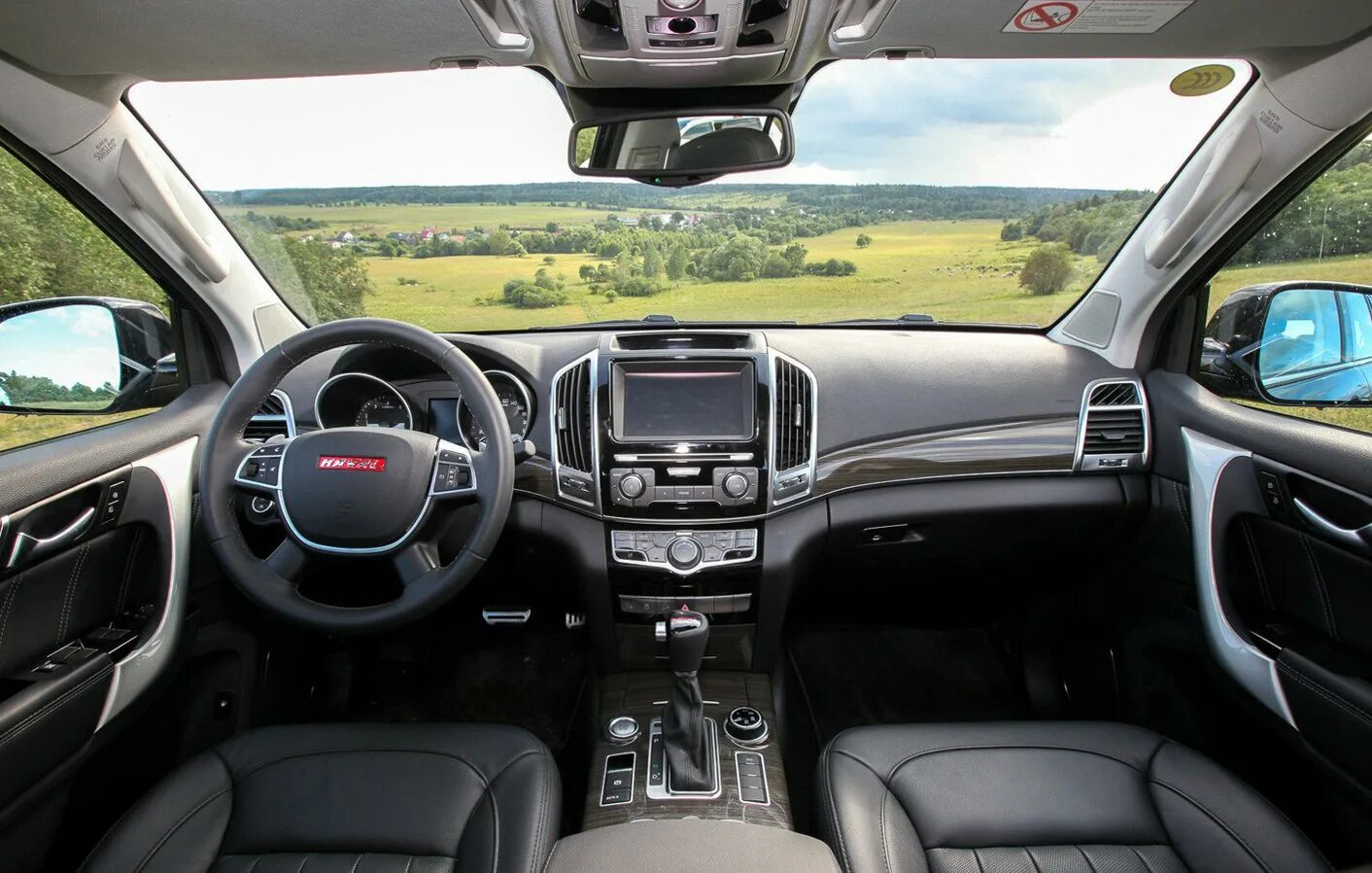 Haval h9 фото салона Тест-драйв Haval H9 - что поменялось в настоящем внедорожнике?