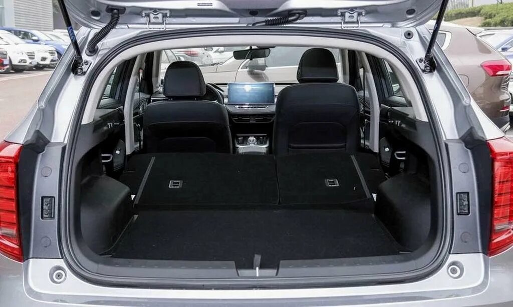 Haval jolion 2024 фото багажника Haval jolion салона и багажника - BestChehol.ru