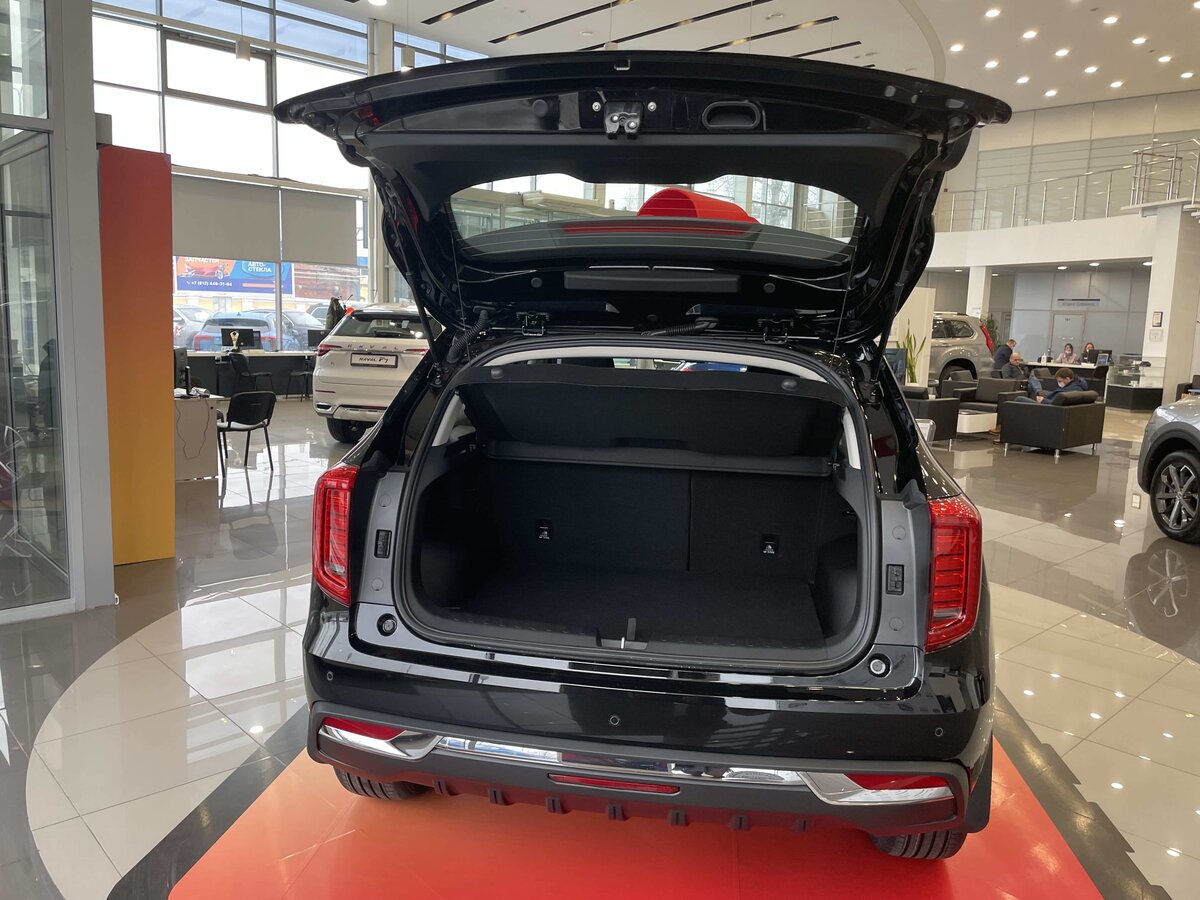 Haval jolion фото салона и багажника Купить новый Haval Jolion I 1.5 AMT (150 л.с.) 4WD бензин робот в Санкт-Петербур