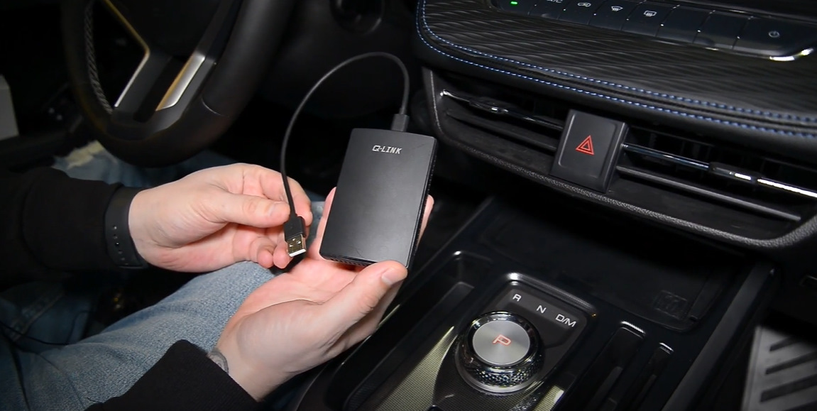 Haval jolion подключение телефона Haval Jolion: монтаж универсального мультимедийного блока Q-LINK PRO - KiberCar 