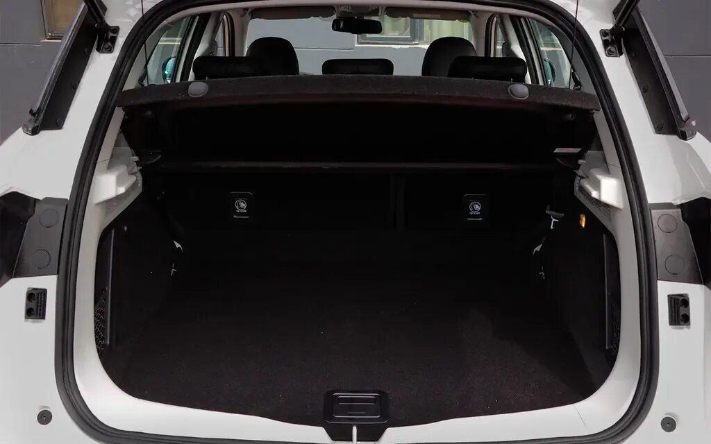 Haval m6 фото багажника Haval H6 Coupe 2015, 2016, 2017, 2018, 2019, джип/suv 5 дв., 1 поколение техниче