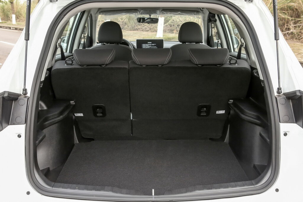 Haval m6 фото багажника Haval m6 багажник