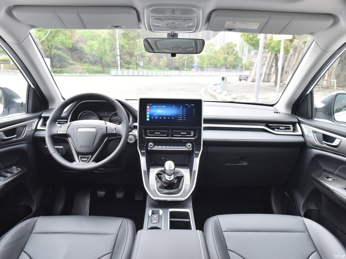 Haval m6 фото салона Купить б/у Haval M6 II 1.5 AMT (143 л.с.) бензин робот во Владивостоке: серый Ха